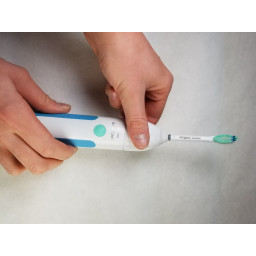 Замена головки щетки Philips Sonicare Essence 1 серии